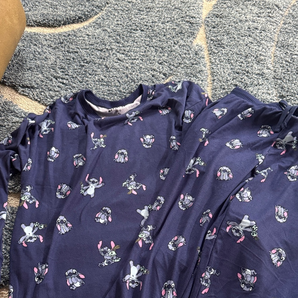 NWT..Disney Pajama Set - Navy with Cute Stitch Print
